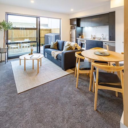 2 Bed, 2 Bath W Sofa Bed - Great Cafes Nearby Apartment Крайстчърч Екстериор снимка