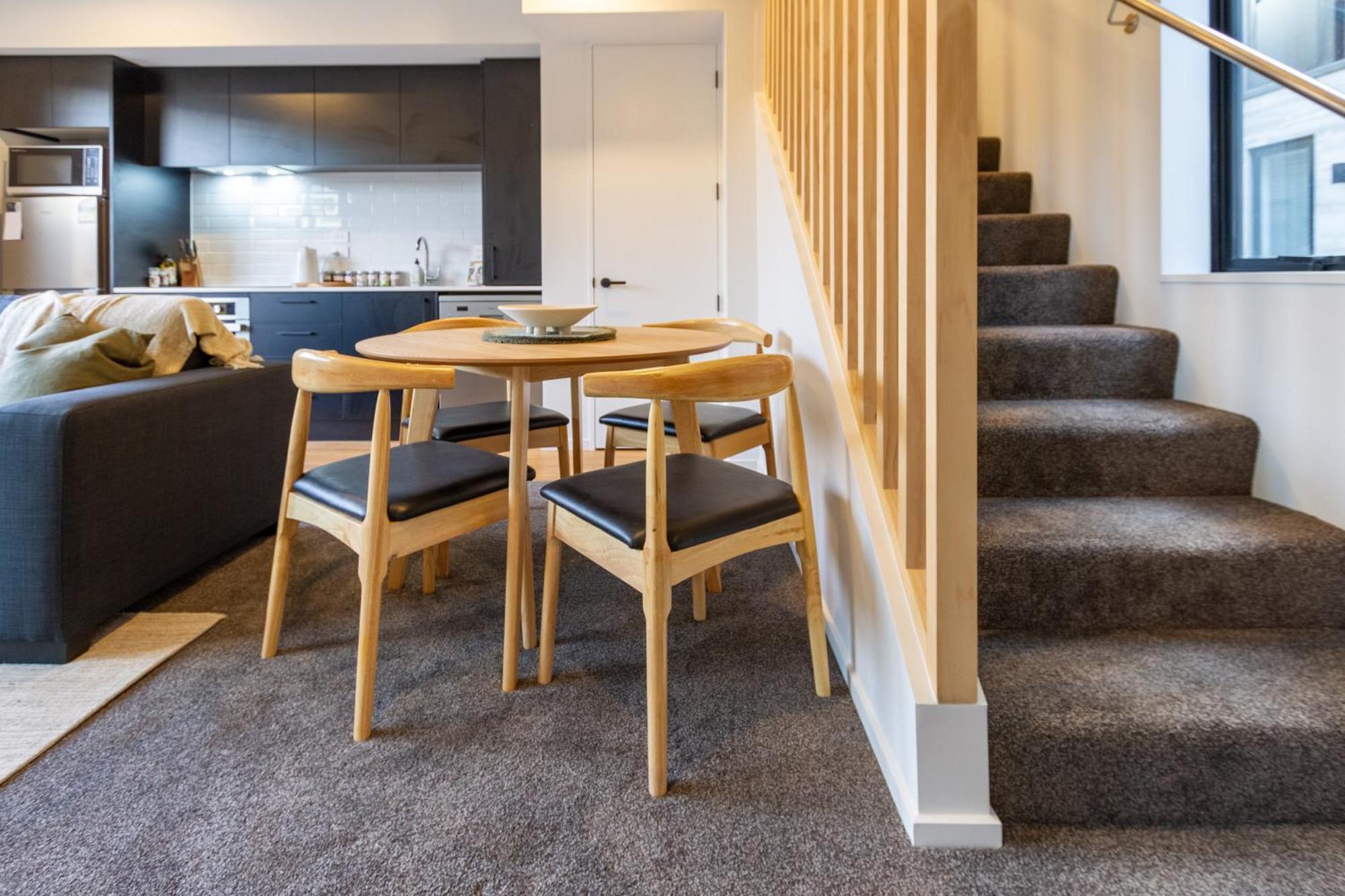 2 Bed, 2 Bath W Sofa Bed - Great Cafes Nearby Apartment Крайстчърч Екстериор снимка