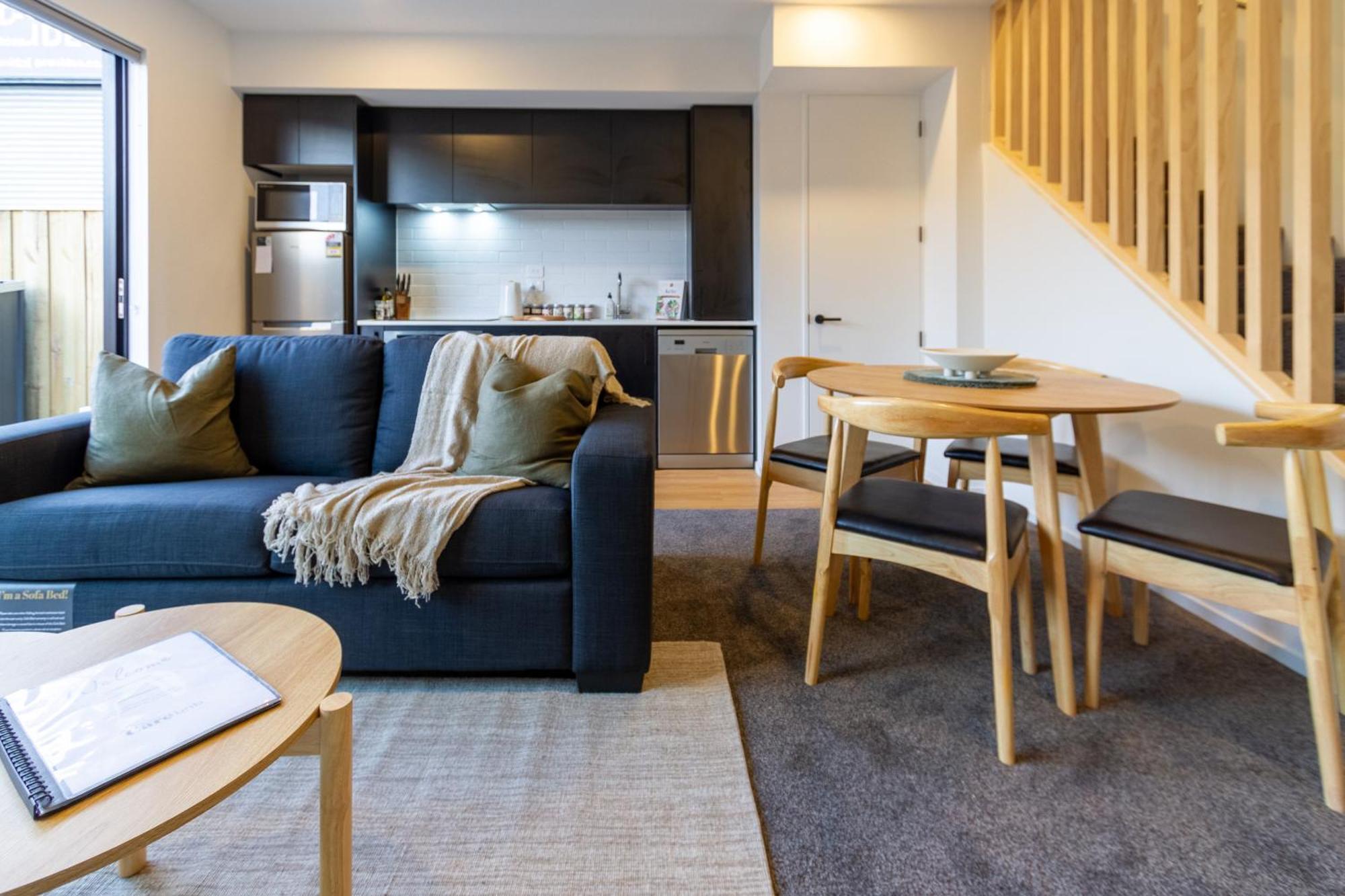 2 Bed, 2 Bath W Sofa Bed - Great Cafes Nearby Apartment Крайстчърч Екстериор снимка
